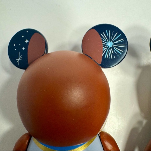 Disney World 50th Anniversary Vinylmation Chip & Dale Figures. - Picture 7 of 13